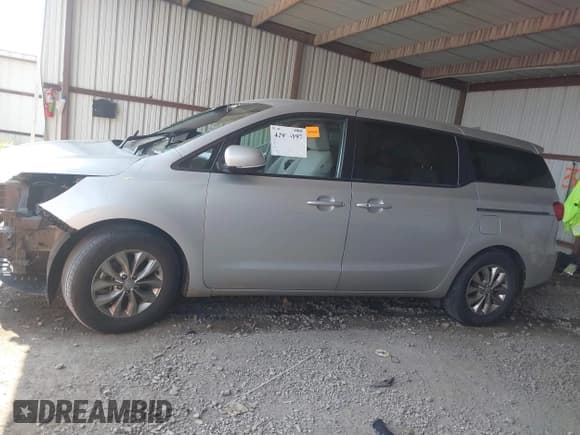 ✅ 2021 Kia Sedona LX • VIN: KNDMB5C15M6670174 • Lot: 42926197. Listed on IAAI with 88,097 mi. Free auction sales archive from the USA and detailed vehicle history report at DreamBid. Image 14.