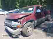 1999 Chevrolet Silverado 1500 LS z VIN 2GCEC19T2X1153428, wystawiony jako IAAI lot #43185258 z przebiegiem Nie podano mil oraz . Historia ofert i sprzedaży dostępna na DreamBid. Obrazek 6.
