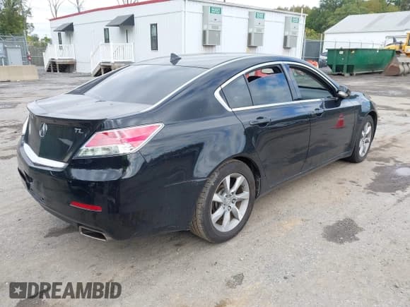 ✅ 2012 Acura TL Technology • VIN: 19UUA8F57CA007933 • Лот: 43416911. Опубликован ранее на IAAI с пробегом 170 368 миль. Бесплатный доступ к архиву аукционных продаж из США и подробный отчёт об истории автомобиля на DreamBid. Изображение 4.