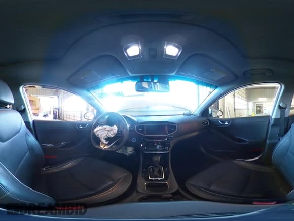 ✅ 2019 Hyundai Ioniq Limited • VIN: KMHC05LC5KU155523 • Lot: 88932875. Wystawiony na Copart z przebiegiem 71 599 mil. Bezpłatny archiwum sprzedaży aukcyjnych z USA i szczegółowy raport historii pojazdu na DreamBid. Zdjęcie 13.