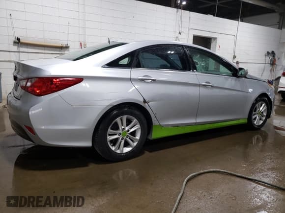 ✅ 2014 Hyundai Sonata GLS • VIN: 5NPEB4AC6EH939079 • Lot: 74487464. Listed on Copart with 104,990 mi. Free auction sales archive from the USA and detailed vehicle history report at DreamBid. Image 3.