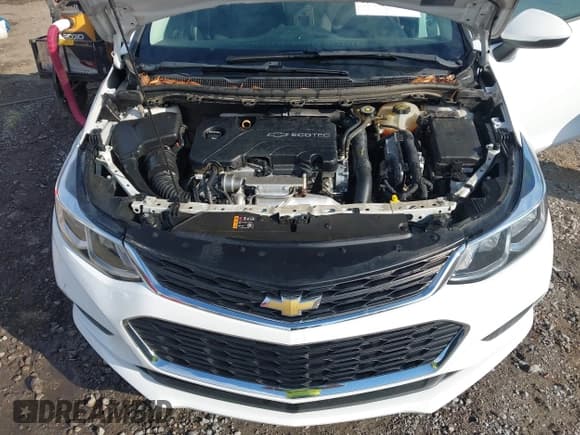 ✅ 2018 Chevrolet Cruze LS • VIN: 1G1BC5SM2J7143059 • Лот: 43384854. Опубликован ранее на IAAI с пробегом 85 278 миль. Бесплатный доступ к архиву аукционных продаж из США и подробный отчёт об истории автомобиля на DreamBid. Изображение 10.