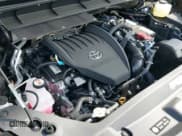 ✅ 2024 Toyota Highlander LE • VIN: 5TDKDRBH5RS574155 • Лот: 41700927. Опубликован ранее на IAAI с пробегом 1 143 миль. Бесплатный доступ к архиву аукционных продаж из США и подробный отчёт об истории автомобиля на DreamBid. Изображение 20.