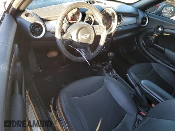 ✅ 2015 MINI Coupe • VIN: WMWSX1C55FT508115 • Lot: 81240644. Listed on Copart with 105,471 mi. Free auction sales archive from the USA and detailed vehicle history report at DreamBid. Image 8.