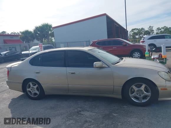 ✅ 1999 Lexus GS 300 • VIN: JT8BD68S2X0064474 • Лот: 43660956. Опубликован ранее на IAAI с пробегом 188 386 миль. Бесплатный доступ к архиву аукционных продаж из США и подробный отчёт об истории автомобиля на DreamBid. Изображение 13.