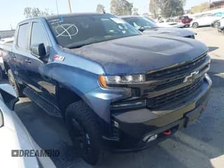 ✅ 2020 Chevrolet Silverado 1500 LT Trail Boss • VIN: 1GCPYFED2LZ272085 • Lot: 43621410. Listed on IAAI with 88,947 mi. Free auction sales archive from the USA and detailed vehicle history report at DreamBid. Image 1.