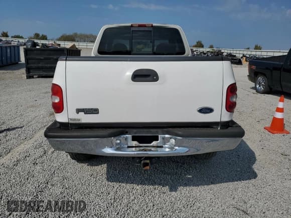 ✅ 1998 Ford F-150 XL • VIN: 1FTZX08WXWKA63762 • Lot: 80391495. Listed on Copart with 187,598 mi. Free auction sales archive from the USA and detailed vehicle history report at DreamBid. Image 6.