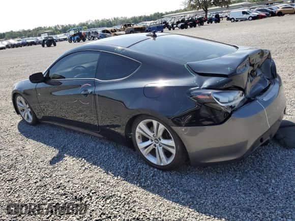 2010 Hyundai Genesis Coupe Track z VIN KMHHU6KH5AU009649, wystawiony jako Copart lot #52983375 z przebiegiem 135 789 mil mil oraz Szkoda całkowita • Salvage title. Historia ofert i sprzedaży dostępna na DreamBid. Obrazek 2.