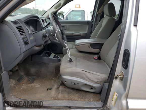 2006 Dodge Dakota SLT with VIN 1D7HE42K46S711939, listed as a Copart auction lot 73250804 with 167,221 mi miles and Salvage title. Bid and sale history available at DreamBid. Image 7.