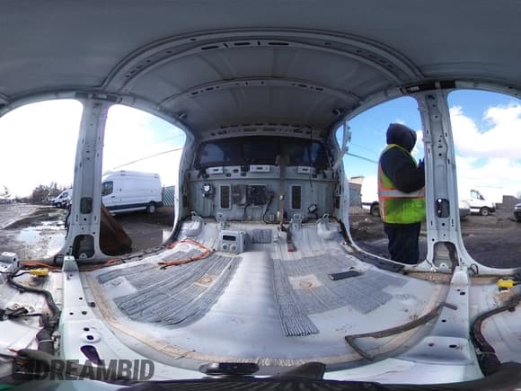 ✅ 2021 Chevrolet Silverado 1500 RST • VIN: 3GCUYEETXMG313438 • Lot: 41536625. Wystawiony na IAAI z przebiegiem Nie podano. Bezpłatny archiwum sprzedaży aukcyjnych z USA i szczegółowy raport historii pojazdu na DreamBid. Zdjęcie 17.