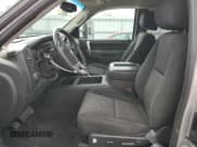 ✅ 2013 Chevrolet Silverado 2500HD • VIN: 1GC2KXEB9DZ321168 • Lot: 68184494. Wystawiony na Copart z przebiegiem 189 080 mil. Bezpłatny archiwum sprzedaży aukcyjnych z USA i szczegółowy raport historii pojazdu na DreamBid. Zdjęcie 7.