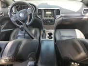 ✅ 2017 Jeep Grand Cherokee Limited • VIN: 1C4RJEBG2HC756998 • Lot: 66985975. Wystawiony na Copart z przebiegiem 124 226 mil. Bezpłatny archiwum sprzedaży aukcyjnych z USA i szczegółowy raport historii pojazdu na DreamBid. Zdjęcie 8.