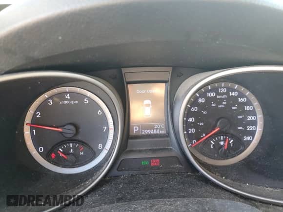 2013 Hyundai Santa Fe GLS with VIN KM8SNDHFXDU003749, listed as a Copart auction lot 90145235 with 299,484 mi miles and Clean title. Bid and sale history available at DreamBid. Image 9.