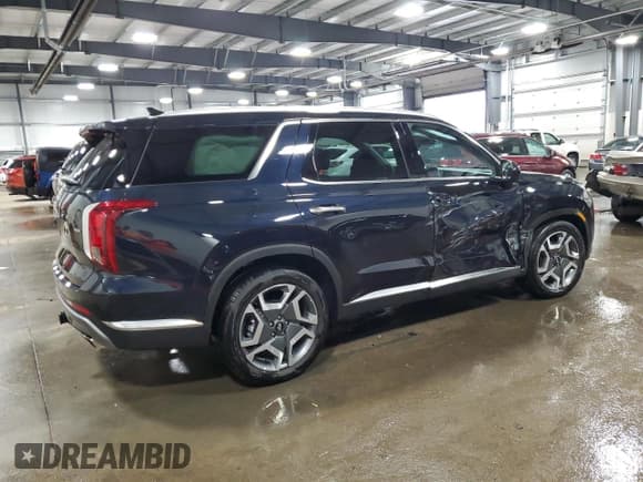 ✅ 2024 Hyundai Palisade Limited • VIN: KM8R5DGE7RU760638 • Лот: 76565864. Опубликован ранее на Copart с пробегом 1 586 миль. Бесплатный доступ к архиву аукционных продаж из США и подробный отчёт об истории автомобиля на DreamBid. Изображение 3.