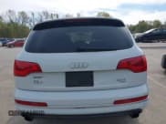 ✅ 2014 Audi Q7 Premium Plus • VIN: WA1LGAFE1ED008314 • Lot: 43628770. Wystawiony na IAAI z przebiegiem 121 714 mil. Bezpłatny archiwum sprzedaży aukcyjnych z USA i szczegółowy raport historii pojazdu na DreamBid. Zdjęcie 6.