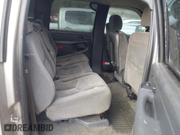 ✅ 2006 Chevrolet Silverado 1500 LT1 • VIN: 2GCEC13Z161314976 • Лот: 43653707. Опубликован ранее на IAAI с пробегом 243 825 миль. Бесплатный доступ к архиву аукционных продаж из США и подробный отчёт об истории автомобиля на DreamBid. Изображение 8.