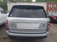 ✅ 2017 Land Rover Range Rover • VIN: SALGS2FE7HA353681 • Lot: 42336008. Wystawiony na IAAI z przebiegiem 70 528 mil. Bezpłatny archiwum sprzedaży aukcyjnych z USA i szczegółowy raport historii pojazdu na DreamBid. Zdjęcie 16.