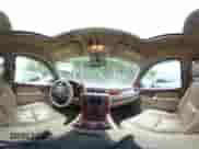 2011 Chevrolet Tahoe LTZ с VIN 1GNSKCE00BR132906, выставлен на аукционе IAAI как лот 42409323 с пробегом 201 558 миль миль и . История ставок и продаж доступна на DreamBid. Изображение 18.