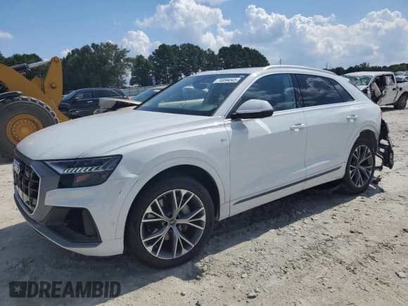 ✅ 2023 Audi Q8 Premium Plus • VIN: WA1EVBF13PD011347 • Лот: 70894045. Опубликован ранее на Copart с пробегом 26 108 миль. Бесплатный доступ к архиву аукционных продаж из США и подробный отчёт об истории автомобиля на DreamBid. Изображение 1.