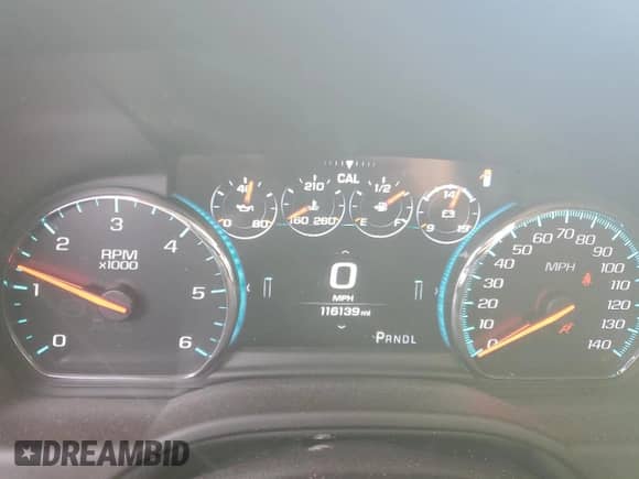 2020 Chevrolet Tahoe Premier z VIN 1GNSKCKJ7LR307957, wystawiony jako Copart lot #49585705 z przebiegiem 116 139 mil mil oraz Szkoda całkowita • Salvage title. Historia ofert i sprzedaży dostępna na DreamBid. Obrazek 9.