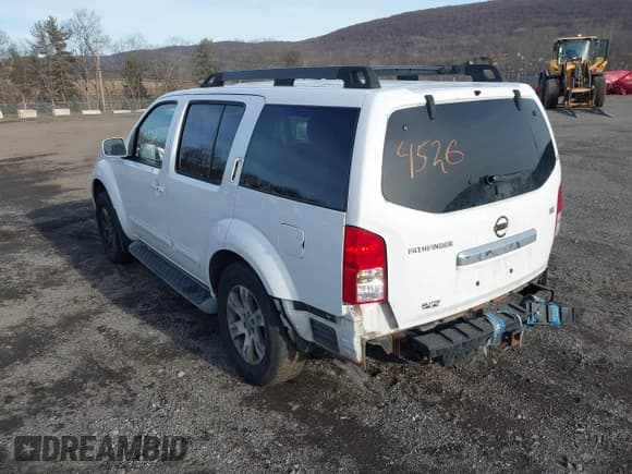 ✅ 2010 Nissan Pathfinder SE • VIN: 5N1AR1NB9AC606094 • Lot: 41384526. Listed on IAAI with 217,202 mi. Free auction sales archive from the USA and detailed vehicle history report at DreamBid. Image 3.