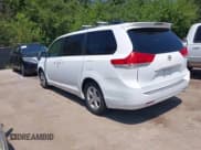 ✅ 2011 Toyota Sienna LE AAS • VIN: 5TDKK3DC3BS139015 • Лот: 42924618. Опубликован ранее на IAAI с пробегом 207 467 миль. Бесплатный доступ к архиву аукционных продаж из США и подробный отчёт об истории автомобиля на DreamBid. Изображение 3.