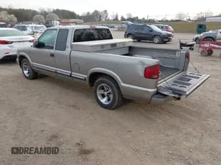 ✅ 2001 Chevrolet S-10 LS • VIN: 1GCCS19W918208790 • Лот: 41785661. Опубликован ранее на IAAI с пробегом 132 903 миль. Бесплатный доступ к архиву аукционных продаж из США и подробный отчёт об истории автомобиля на DreamBid. Изображение 3.