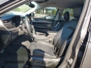 ✅ 2022 Jeep Grand Cherokee Limited • VIN: 1C4RJJBG2N8554685 • Lot: 80539505. Wystawiony na Copart z przebiegiem 25 992 mil. Bezpłatny archiwum sprzedaży aukcyjnych z USA i szczegółowy raport historii pojazdu na DreamBid. Zdjęcie 7.