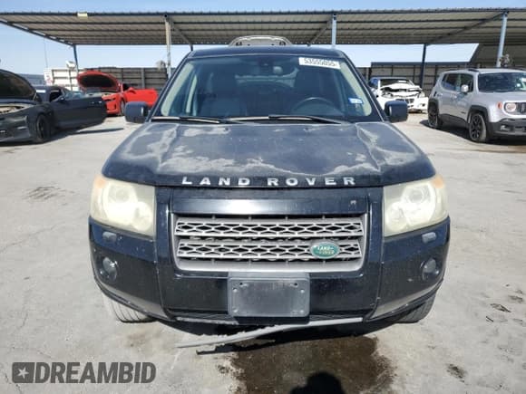 ✅ 2008 Land Rover LR2 HSE • VIN: SALFT24N48H060937 • Лот: 53555055. Опубликован ранее на Copart с пробегом 236 985 миль. Бесплатный доступ к архиву аукционных продаж из США и подробный отчёт об истории автомобиля на DreamBid. Изображение 5.