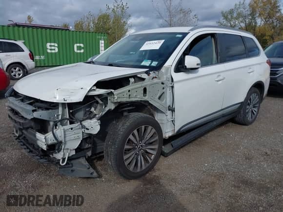 2020 Mitsubishi Outlander SE с VIN JA4AD3A34LZ034066, выставлен на аукционе IAAI как лот 43452420 с пробегом 104 533 миль миль и . История ставок и продаж доступна на DreamBid. Изображение 17.
