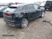 ✅ 2023 Volkswagen Atlas SE • VIN: 1V2HE2CA1PC210232 • Лот: 40966039. Опубликован ранее на IAAI с пробегом 4 064 миль. Бесплатный доступ к архиву аукционных продаж из США и подробный отчёт об истории автомобиля на DreamBid. Изображение 4.