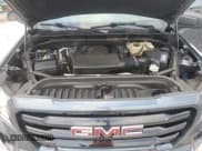 ✅ 2020 GMC Sierra 1500 Elevation • VIN: 3GTU9CEDXLG113636 • Lot: 84949015. Wystawiony na Copart z przebiegiem 77 215 mil. Bezpłatny archiwum sprzedaży aukcyjnych z USA i szczegółowy raport historii pojazdu na DreamBid. Zdjęcie 11.