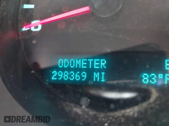 ✅ 2011 Chevrolet Silverado 2500HD LT • VIN: 1GC1KXCG1BF166141 • Лот: 42595450. Опубликован ранее на IAAI с пробегом 298 369 миль. Бесплатный доступ к архиву аукционных продаж из США и подробный отчёт об истории автомобиля на DreamBid. Изображение 16.