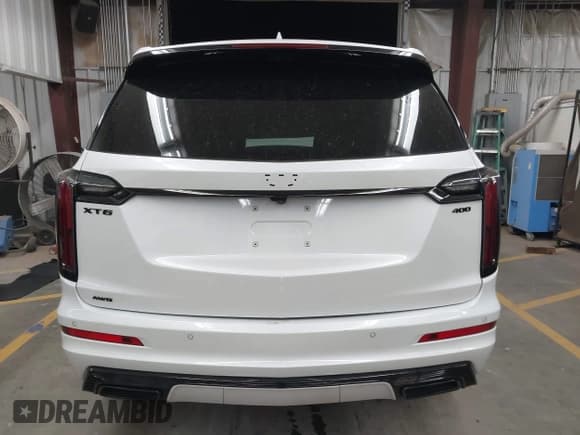 ✅ 2024 Cadillac XT6 AWD Sport • VIN: 1GYKPGRS9RZ753949 • Lot: 43526881. Listed on IAAI with 8,988 mi. Free auction sales archive from the USA and detailed vehicle history report at DreamBid. Image 16.