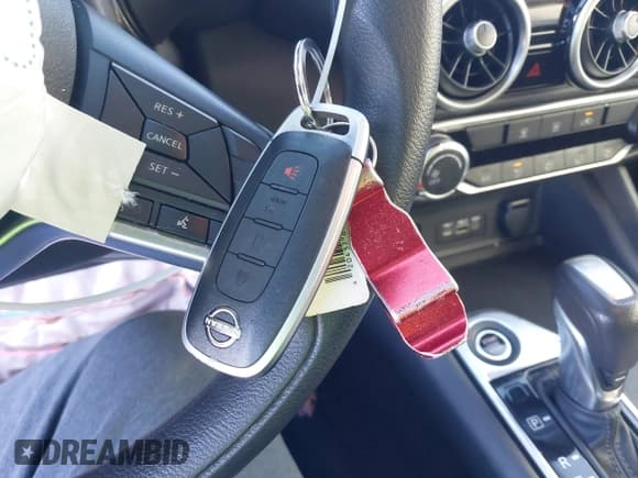 ✅ 2024 Nissan Sentra SV • VIN: 3N1AB8CV3RY359322 • Lot: 43536880. Wystawiony na IAAI z przebiegiem 19 250 mil. Bezpłatny archiwum sprzedaży aukcyjnych z USA i szczegółowy raport historii pojazdu na DreamBid. Zdjęcie 11.