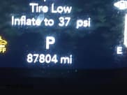 ✅ 2022 Jeep Gladiator Rubicon • VIN: 1C6JJTBG7NL127032 • Lot: 42578314. Wystawiony na IAAI z przebiegiem 87 804 mil. Bezpłatny archiwum sprzedaży aukcyjnych z USA i szczegółowy raport historii pojazdu na DreamBid. Zdjęcie 16.