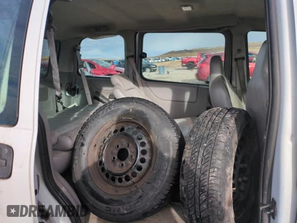 ✅ 2002 Chevrolet Venture Value 1SV • VIN: 1GNDU23E52D162637 • Lot: 86563964. Listed on Copart with 166,036 mi. Free auction sales archive from the USA and detailed vehicle history report at DreamBid. Image 10.