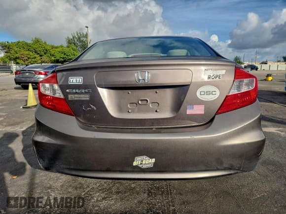 ✅ 2012 Honda Civic LX • VIN: 19XFB2F54CE011016 • Lot: 92764025. Listed on Copart with 204,714 mi. Free auction sales archive from the USA and detailed vehicle history report at DreamBid. Image 6.
