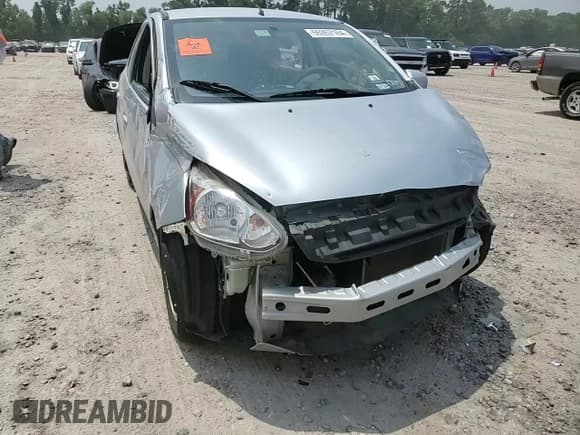 ✅ 2014 Mitsubishi Mirage ES • VIN: ML32A4HJ1EH007724 • Lot: 49483125. Wystawiony na Copart z przebiegiem 136 405 mil. Bezpłatny archiwum sprzedaży aukcyjnych z USA i szczegółowy raport historii pojazdu na DreamBid. Zdjęcie 10.