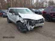 ✅ 2017 Ford Explorer Sport • VIN: 1FM5K8GT9HGA67449 • Lot: 43639519. Wystawiony na IAAI z przebiegiem Nie podano. Bezpłatny archiwum sprzedaży aukcyjnych z USA i szczegółowy raport historii pojazdu na DreamBid. Zdjęcie 1.