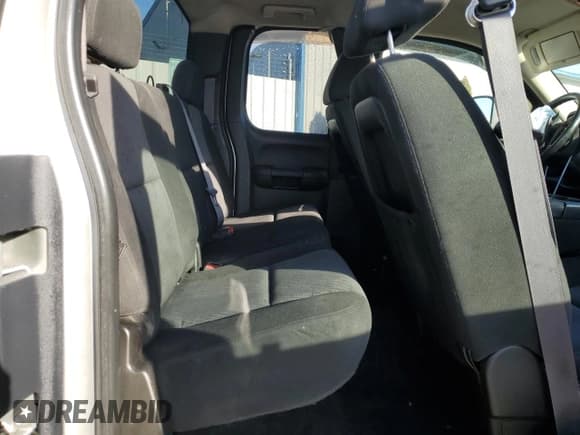 ✅ 2011 GMC Sierra 2500HD SLE • VIN: 1GT220CG9BZ200191 • Lot: 43624545. Listed on Copart with 193,940 mi. Free auction sales archive from the USA and detailed vehicle history report at DreamBid. Image 10.