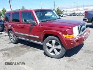 ✅ 2007 Jeep Commander Sport • VIN: 1J8HH48KX7C636984 • Lot: 43144386. Wystawiony na IAAI z przebiegiem 209 903 mil. Bezpłatny archiwum sprzedaży aukcyjnych z USA i szczegółowy raport historii pojazdu na DreamBid. Zdjęcie 1.