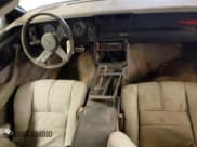 ✅ 1989 Chevrolet Camaro • VIN: 1G1FP2185KL103060 • Lot: 53731844. Wystawiony na Copart z przebiegiem 78 009 mil. Bezpłatny archiwum sprzedaży aukcyjnych z USA i szczegółowy raport historii pojazdu na DreamBid. Zdjęcie 8.