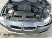 2018 BMW 3 Series 328d xDrive с VIN WBA8J1C51JA379516, выставлен на аукционе Copart как лот 60606515 с пробегом 69 578 миль миль и Списание • Salvage title. История ставок и продаж доступна на DreamBid. Изображение 11.