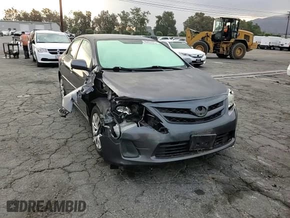 ✅ 2012 Toyota Corolla L • VIN: 2T1BU4EE8CC885180 • Lot: 80462825. Wystawiony na Copart z przebiegiem 78 325 mil. Bezpłatny archiwum sprzedaży aukcyjnych z USA i szczegółowy raport historii pojazdu na DreamBid. Zdjęcie 13.