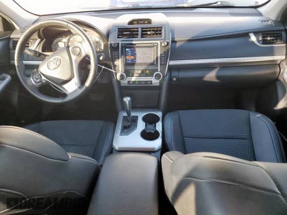 2014 Toyota Camry L with VIN 4T1BF1FK4EU744573, listed as a Copart auction lot 82307495 with 124,046 mi miles and Salvage title. Bid and sale history available at DreamBid. Image 8.