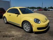 ✅ 2015 Volkswagen Beetle Fleet Edition • VIN: 3VWF17AT9FM635908 • Lot: 62085845. Listed on Copart with 78,056 mi. Free auction sales archive from the USA and detailed vehicle history report at DreamBid. Image 4.