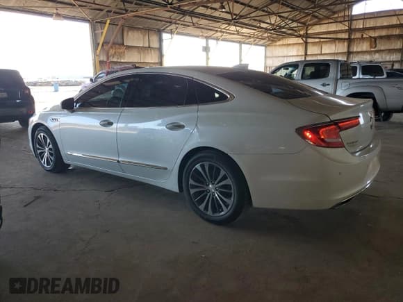 ✅ 2017 Buick LaCrosse Premium • VIN: 1G4ZR5SS3HU121338 • Lot: 90043435. Wystawiony na Copart z przebiegiem 32 171 mil. Bezpłatny archiwum sprzedaży aukcyjnych z USA i szczegółowy raport historii pojazdu na DreamBid. Zdjęcie 2.