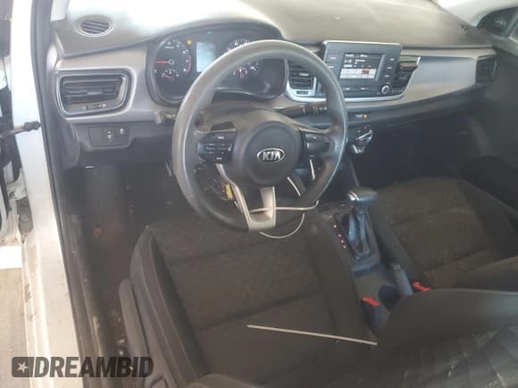 ✅ 2018 Kia Rio S • VIN: 3KPA24AB5JE065652 • Лот: 81613515. Опубликован ранее на Copart с пробегом 75 082 миль. Бесплатный доступ к архиву аукционных продаж из США и подробный отчёт об истории автомобиля на DreamBid. Изображение 8.