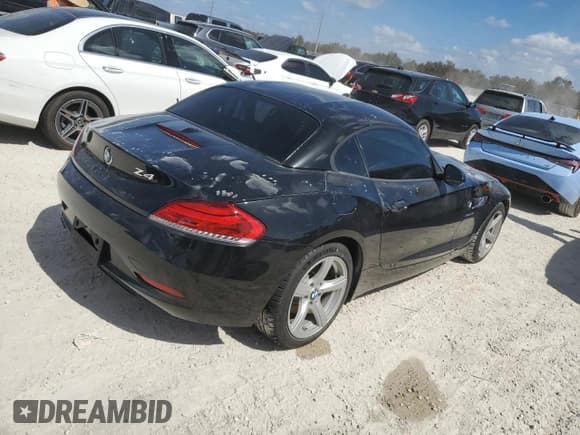 ✅ 2016 BMW Z4 sDrive28i • VIN: WBALL5C51G5A21090 • Лот: 75275674. Опубликован ранее на Copart с пробегом Не указан. Бесплатный доступ к архиву аукционных продаж из США и подробный отчёт об истории автомобиля на DreamBid. Изображение 3.